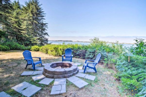 Enchanting Coos Bay Sanctuary with Lush Views!